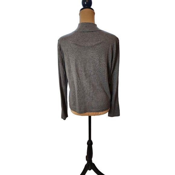 Talbot's Grey Long Sleeve Woman's Sweater in Medium - Picture 3 of 7